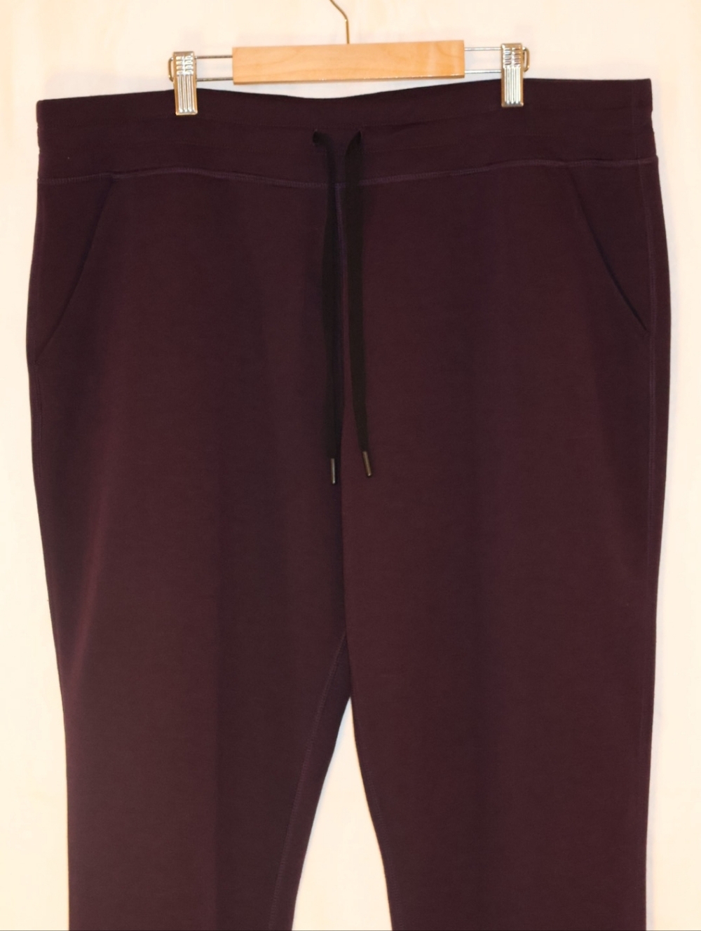 32 Degrees Ladies' Fleece Tech Jogger Pants-Deep Purple Plum. XL. NWOT.